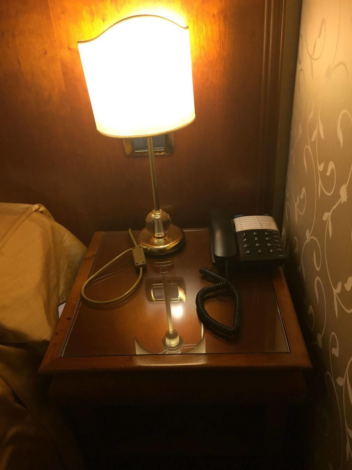 Hotel Divine Roma Esterno foto