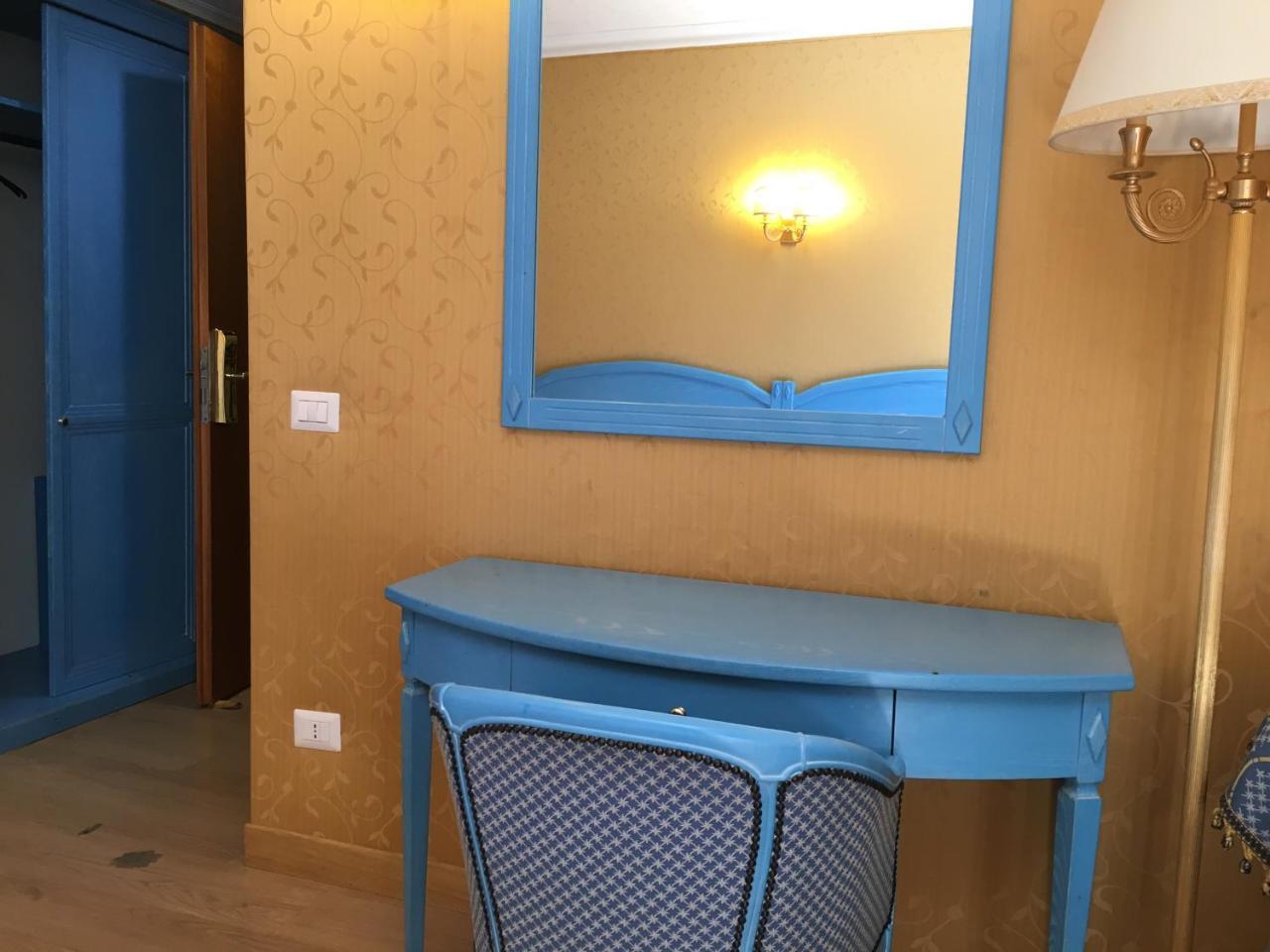 Hotel Divine Roma Esterno foto