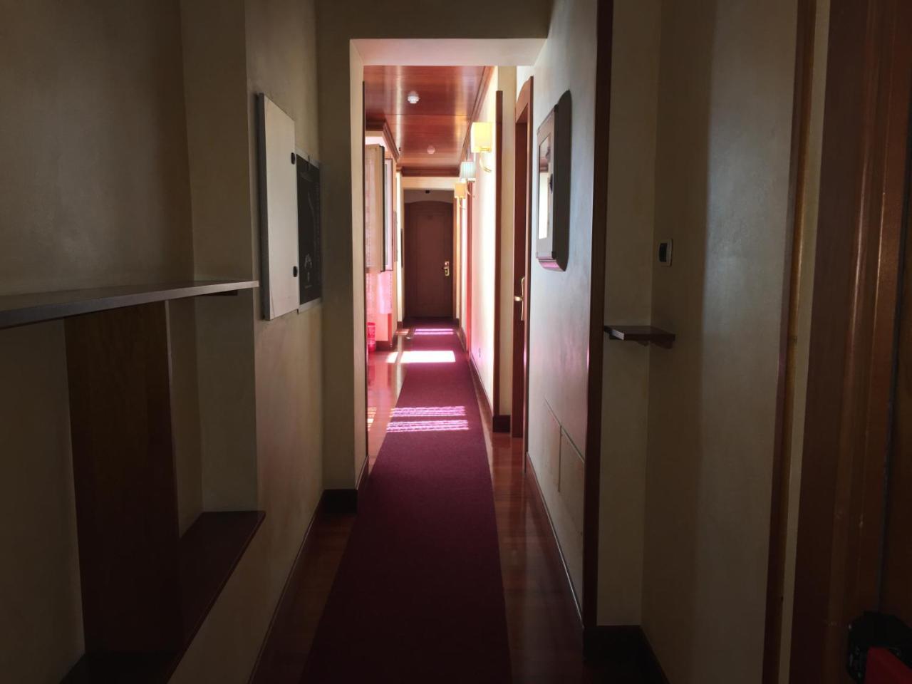 Hotel Divine Roma Esterno foto